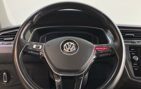 Volkswagen Tiguan II, 2019 год, 2 600 000 рублей, 10 фотография