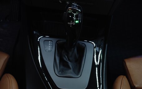 BMW 3 серия, 2010 год, 2 200 000 рублей, 24 фотография
