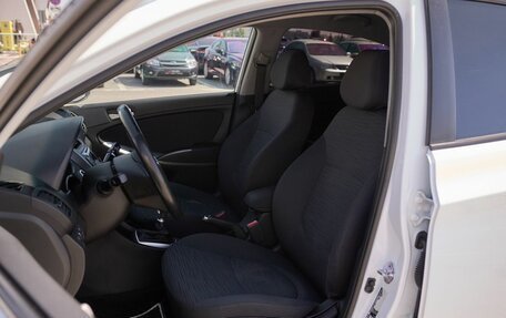 Hyundai Solaris II рестайлинг, 2016 год, 1 038 000 рублей, 13 фотография