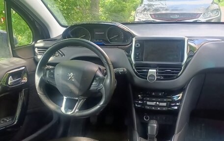 Peugeot 208 II, 2012 год, 530 000 рублей, 5 фотография