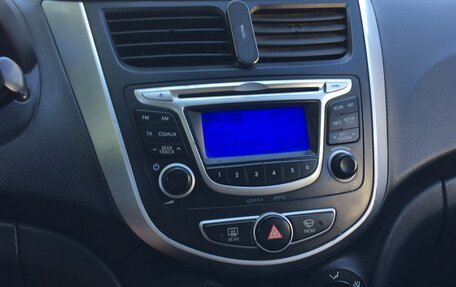 Hyundai Solaris II рестайлинг, 2013 год, 569 000 рублей, 11 фотография