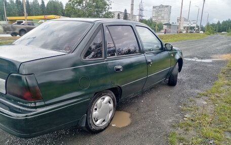 Daewoo Nexia I рестайлинг, 2002 год, 95 000 рублей, 2 фотография