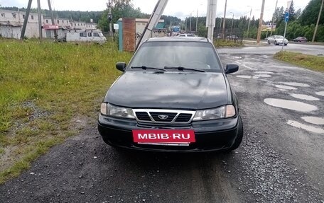 Daewoo Nexia I рестайлинг, 2002 год, 95 000 рублей, 6 фотография