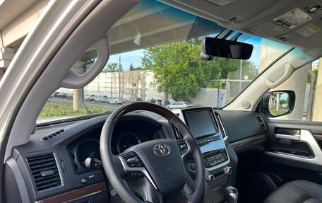 Toyota Land Cruiser 200, 2019 год, 6 480 000 рублей, 4 фотография