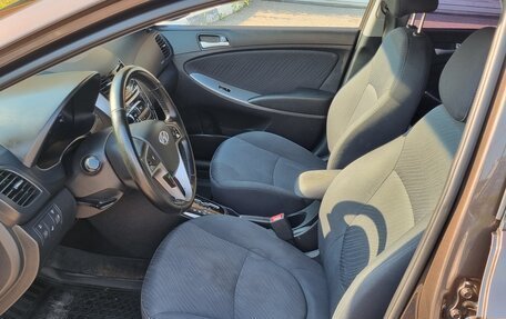Hyundai Solaris II рестайлинг, 2015 год, 935 000 рублей, 6 фотография