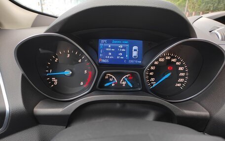 Ford Kuga III, 2013 год, 990 000 рублей, 14 фотография