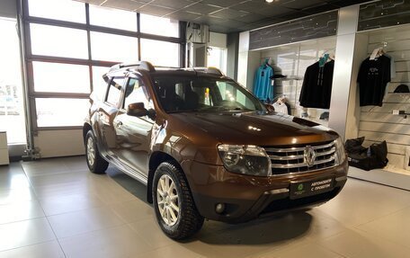 Renault Duster I рестайлинг, 2013 год, 875 000 рублей, 2 фотография