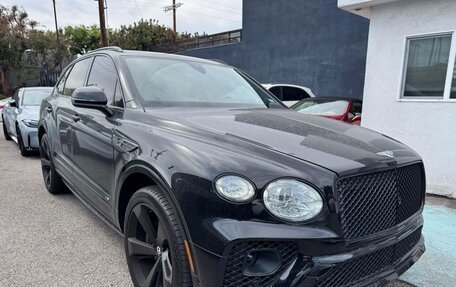 Bentley Bentayga I, 2021 год, 15 700 000 рублей, 3 фотография