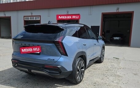 Geely Atlas, 2023 год, 3 100 000 рублей, 4 фотография