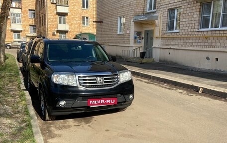 Honda Pilot III рестайлинг, 2012 год, 2 430 000 рублей, 2 фотография
