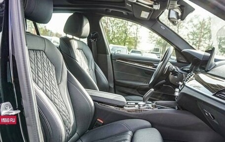 BMW 5 серия, 2022 год, 5 890 000 рублей, 4 фотография