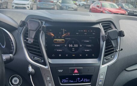 Hyundai Santa Fe III рестайлинг, 2017 год, 2 500 000 рублей, 11 фотография