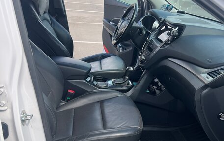 Hyundai Santa Fe III рестайлинг, 2017 год, 2 500 000 рублей, 8 фотография