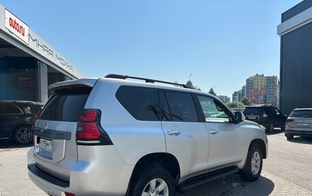 Toyota Land Cruiser Prado 150 рестайлинг 2, 2015 год, 3 550 000 рублей, 4 фотография