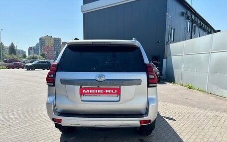 Toyota Land Cruiser Prado 150 рестайлинг 2, 2015 год, 3 550 000 рублей, 2 фотография