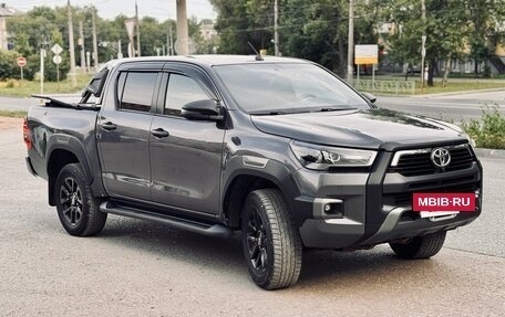 Toyota Hilux VIII, 2022 год, 4 199 000 рублей, 3 фотография