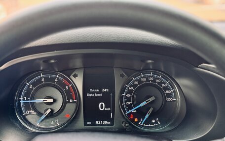 Toyota Hilux VIII, 2022 год, 4 199 000 рублей, 10 фотография