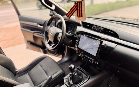 Toyota Hilux VIII, 2022 год, 4 199 000 рублей, 17 фотография