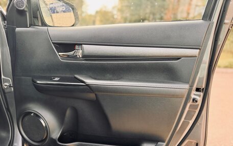 Toyota Hilux VIII, 2022 год, 4 199 000 рублей, 16 фотография