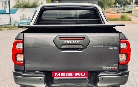 Toyota Hilux VIII, 2022 год, 4 199 000 рублей, 7 фотография