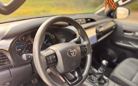 Toyota Hilux VIII, 2022 год, 4 199 000 рублей, 25 фотография