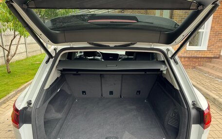 Volkswagen Touareg III, 2019 год, 5 700 000 рублей, 21 фотография