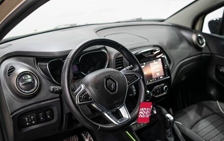 Renault Kaptur I рестайлинг, 2020 год, 1 875 000 рублей, 10 фотография
