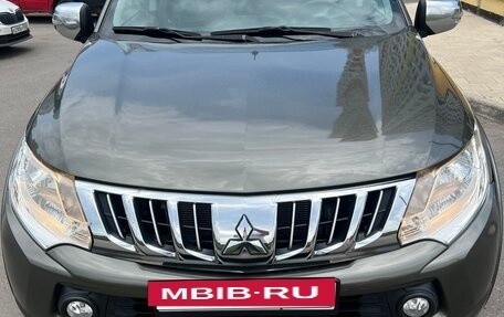 Mitsubishi L200 IV рестайлинг, 2017 год, 1 520 000 рублей, 2 фотография