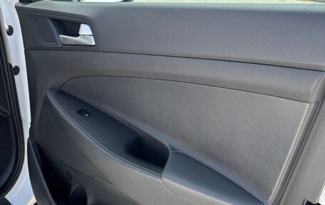 Hyundai Tucson III, 2018 год, 2 300 000 рублей, 18 фотография