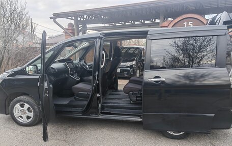 Nissan Serena IV, 2019 год, 1 650 000 рублей, 11 фотография