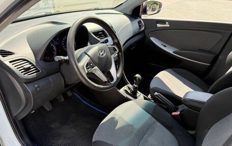 Hyundai Solaris II рестайлинг, 2012 год, 598 000 рублей, 11 фотография