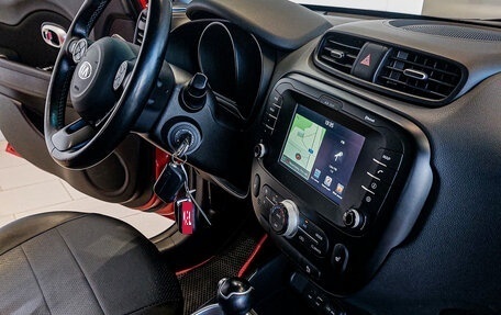 KIA Soul II рестайлинг, 2017 год, 1 368 000 рублей, 11 фотография