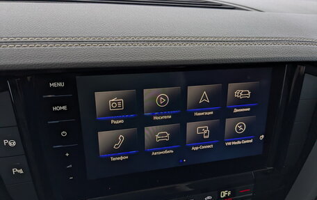 Volkswagen Touareg III, 2021 год, 6 650 000 рублей, 28 фотография