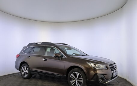 Subaru Outback IV рестайлинг, 2018 год, 2 850 000 рублей, 3 фотография