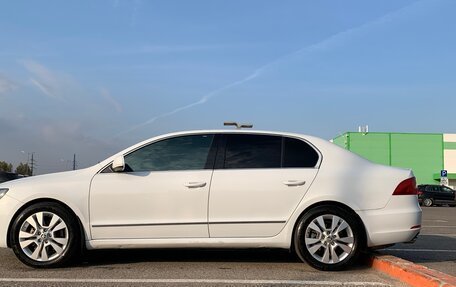 Skoda Superb III рестайлинг, 2014 год, 999 999 рублей, 4 фотография