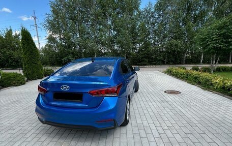 Hyundai Solaris II рестайлинг, 2018 год, 940 000 рублей, 6 фотография