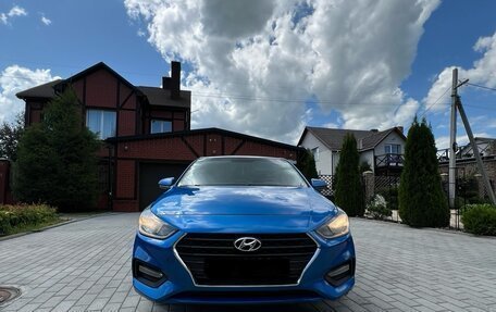 Hyundai Solaris II рестайлинг, 2018 год, 940 000 рублей, 7 фотография