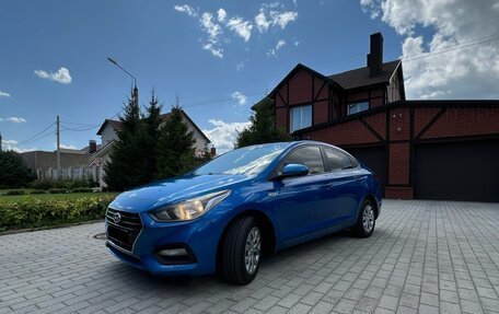 Hyundai Solaris II рестайлинг, 2018 год, 940 000 рублей, 9 фотография