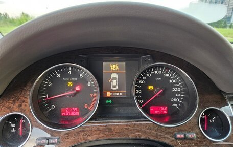 Audi A8, 2004 год, 1 100 000 рублей, 18 фотография