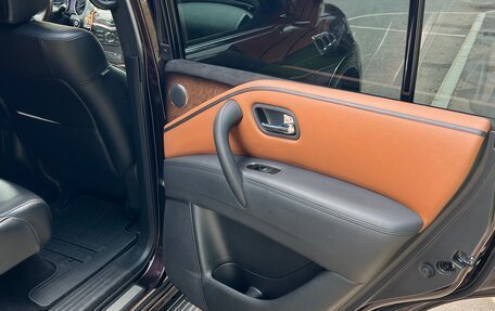 Infiniti QX56, 2011 год, 2 300 000 рублей, 17 фотография