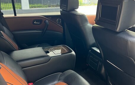 Infiniti QX56, 2011 год, 2 300 000 рублей, 19 фотография