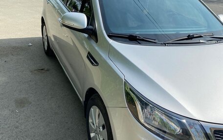 KIA Rio III рестайлинг, 2013 год, 830 000 рублей, 4 фотография