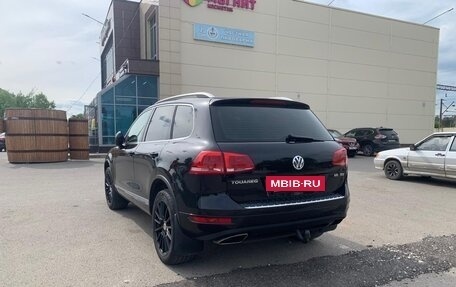 Volkswagen Touareg III, 2011 год, 1 750 000 рублей, 4 фотография