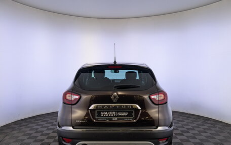 Renault Kaptur I рестайлинг, 2018 год, 1 500 000 рублей, 6 фотография