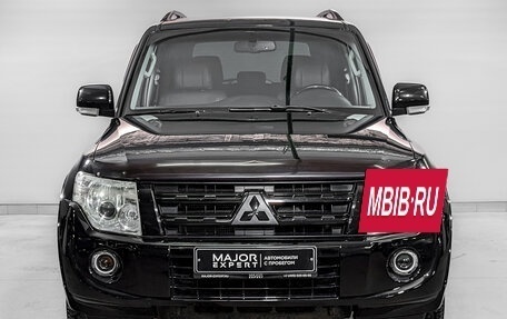 Mitsubishi Pajero IV, 2011 год, 1 980 000 рублей, 2 фотография