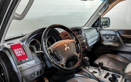 Mitsubishi Pajero IV, 2011 год, 1 980 000 рублей, 16 фотография