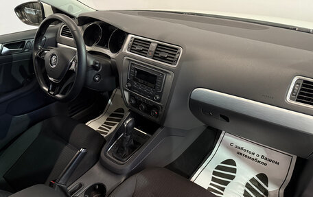 Volkswagen Jetta VI, 2017 год, 1 550 000 рублей, 8 фотография