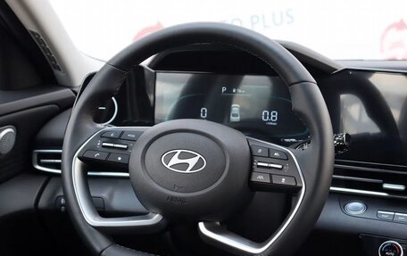 Hyundai Elantra, 2024 год, 2 480 000 рублей, 12 фотография