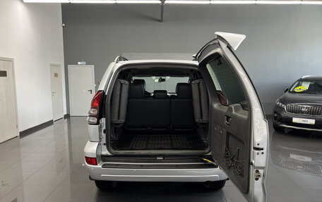 Toyota Land Cruiser Prado 120 рестайлинг, 2008 год, 2 245 000 рублей, 7 фотография