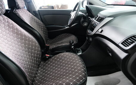 Hyundai Solaris II рестайлинг, 2011 год, 749 000 рублей, 18 фотография